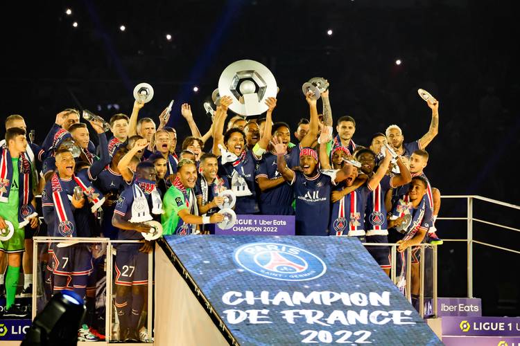 法布雷加斯：尼科-帕斯一月份不回皇马；曾想把马蒂奇带到科莫（法布雷加斯：尼科-帕斯冬窗不回皇马，曾考虑将马蒂奇带至科莫）