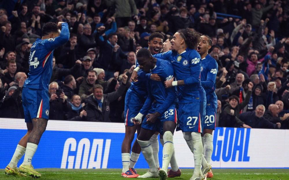 萨利巴：我们有能力赢下每一座冠军奖杯，但要用表现证明自己（萨利巴：具备争夺全部冠军的实力，需用场上表现证明自己）