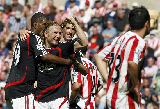 瓦伦前锋贝尔特兰：外界说我们希望教练下课，这简直荒谬至极（瓦伦前锋贝尔特兰驳斥传闻：我们想让主帅下课？纯属荒唐）