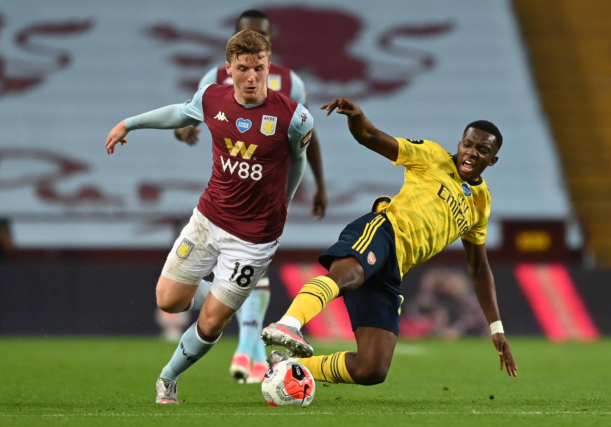 阿斯：阿拉巴收到中东地区联赛报价，他希望一两个月做出决定（阿斯：阿拉巴获中东联赛邀约，计划一两个月内做出抉择）