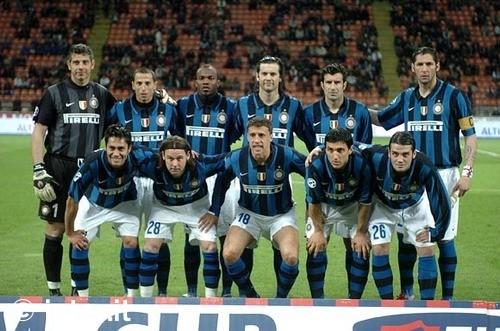 每体：诺坎普公开训练门票发售几小时后已卖出将近1.2万张（每体：诺坎普公开训练门票开售数小时即售出近1.2万张）