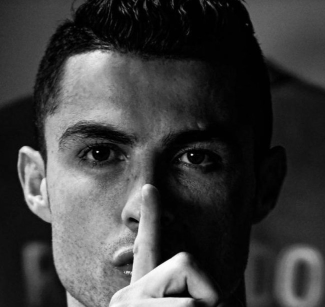 梅西：在巴黎足球层面我不太开心，一切都和我习惯的非常不同（梅西：在巴黎的足球生活让我不太快乐，一切与我的习惯大相径庭）