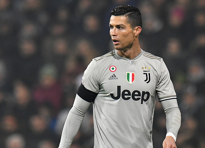 U22国足战韩国首发与负越南相比仅更换门将，王博豪继续出任中锋（U22国足对阵韩国首发仅门将变动，王博豪仍担任中锋）