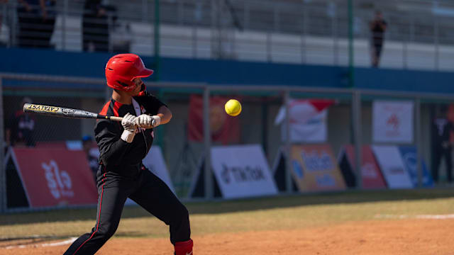 旧将BUFF+1，今夏离队的阿尔瓦罗攻破皇马大门（旧将效应再现：今夏离队的阿尔瓦罗反戈一击破门皇马）