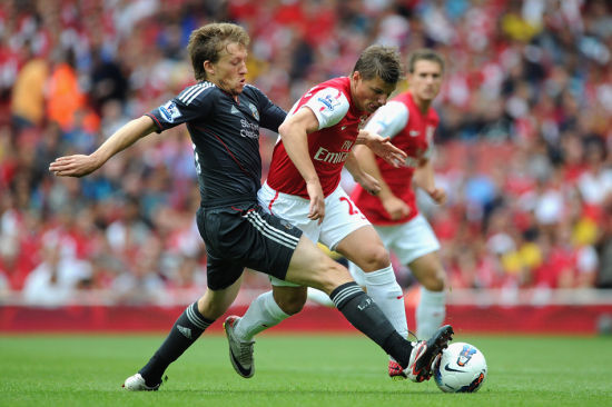 13岁零343天，阿森纳小将成为青年欧冠历史上最年轻出场球员（年仅13岁343天，阿森纳小将创青年欧冠最年轻登场纪录）