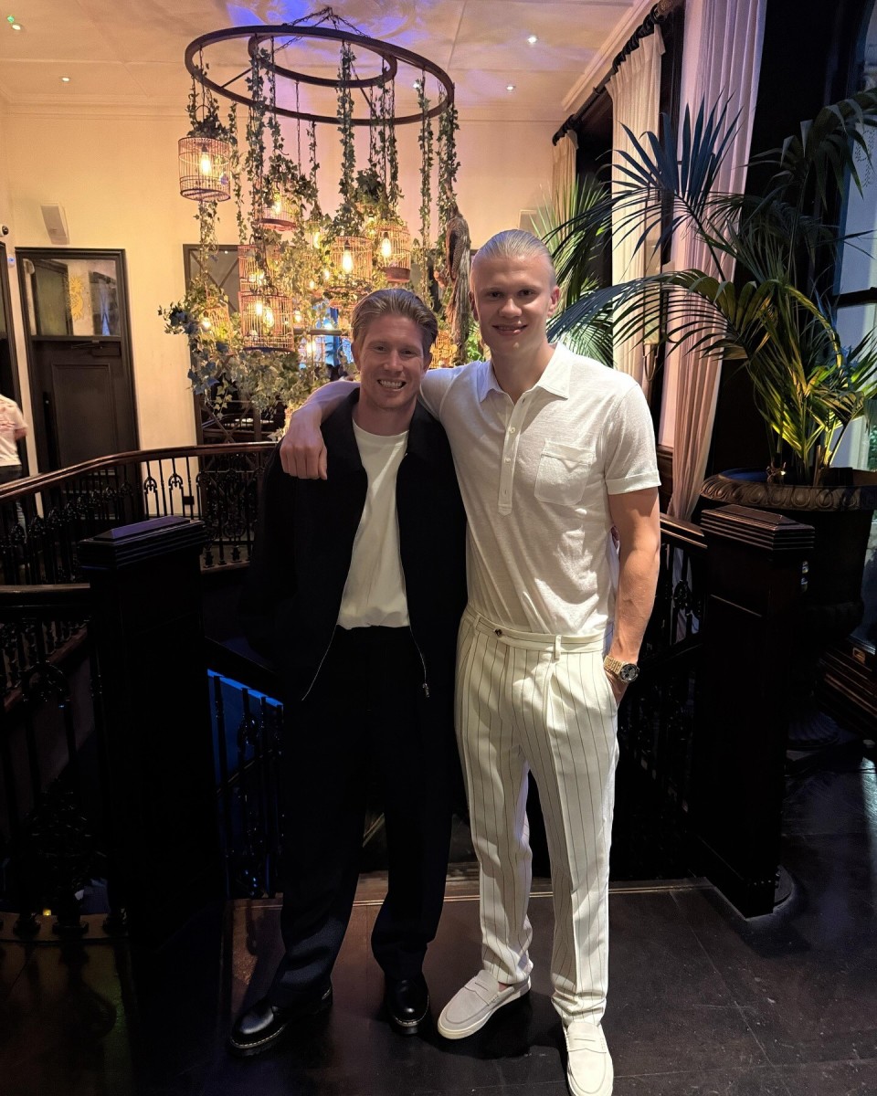 凯恩还是莱万？巴斯勒：如果必须二选一，我会选莱万（巴斯勒：凯恩与莱万只能选一人，我选莱万）