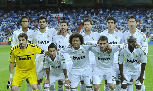 梅西没想到，C罗确认退役时间半月多，就做出与贝克汉姆一样选择（梅西没料到，C罗确认退役时间半月后竟做出与贝克汉姆相同的选择）